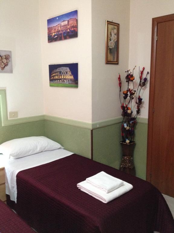 Rome Rainbow Guest House Pokój zdjęcie